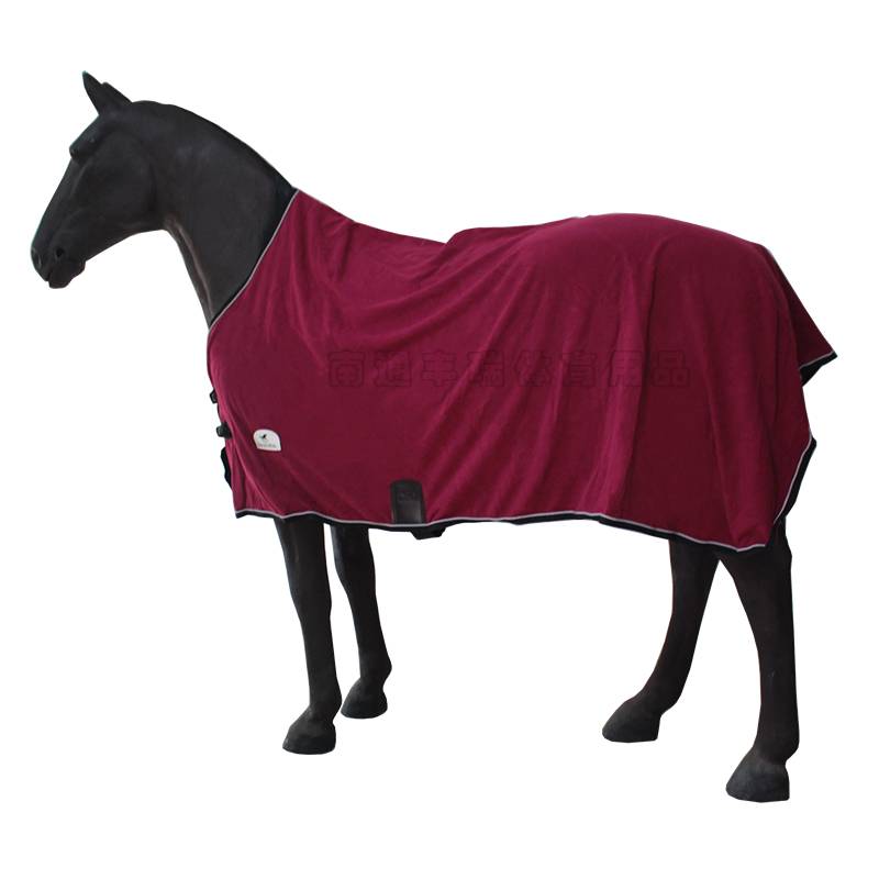 WINE RED HORSE M